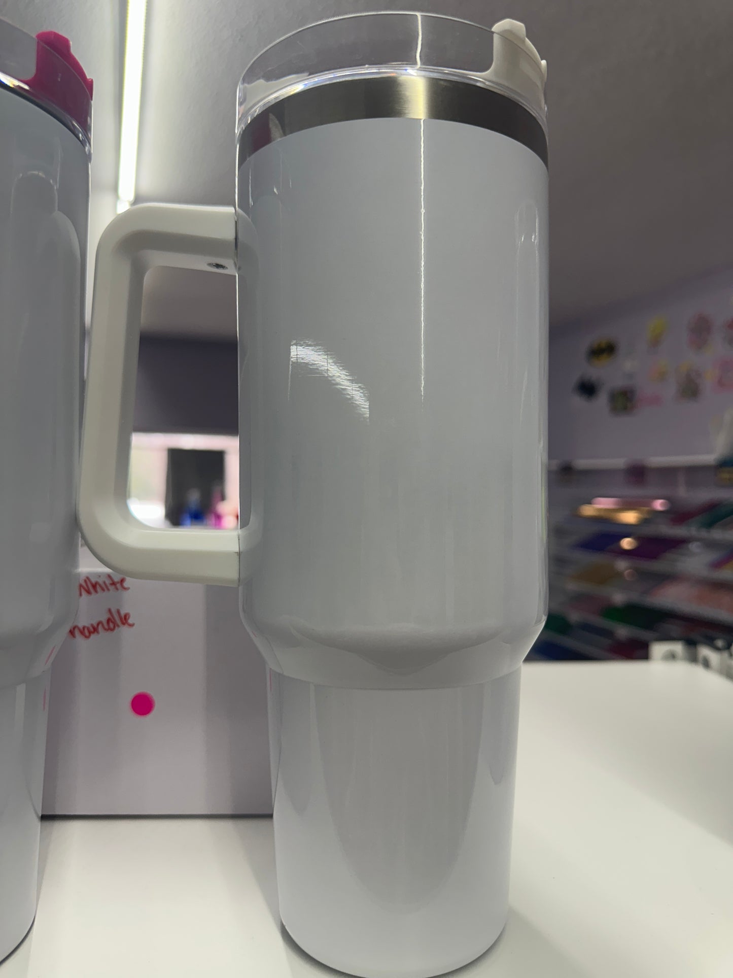 40 oz colored handle tumbler